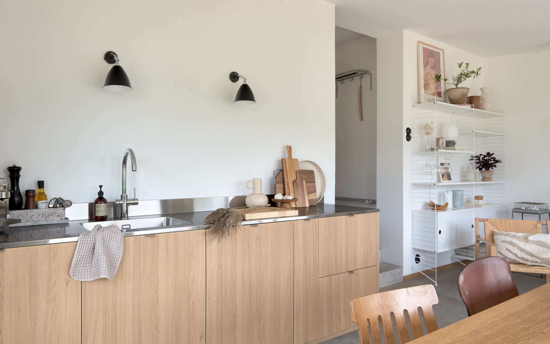 Bilde av kjøkken som er fornyet av HK kjøkkenfornying.